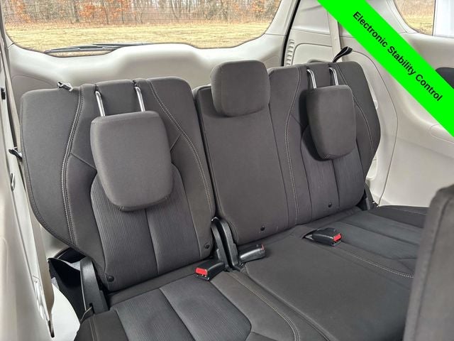 2020 Chrysler Voyager L