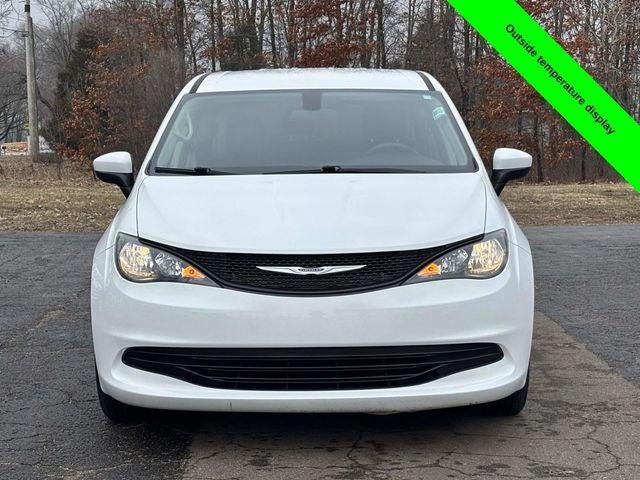 2020 Chrysler Voyager L