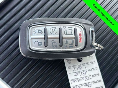 2023 Chrysler Pacifica Touring L