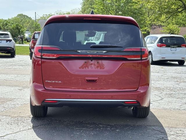 2027 Chrysler Pacifica PACIFICA SELECT