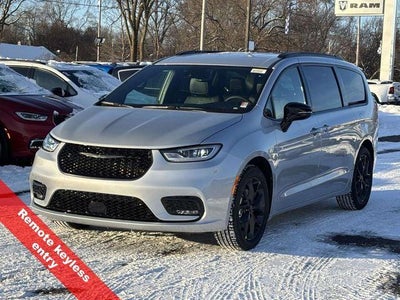 2026 Chrysler Pacifica PACIFICA SELECT