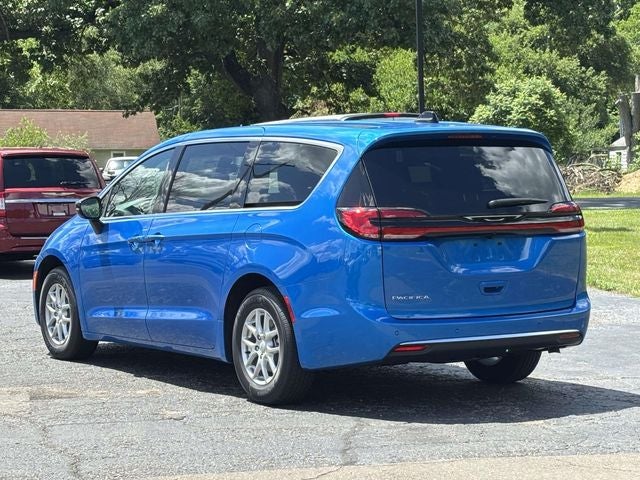 2027 Chrysler Pacifica PACIFICA SELECT