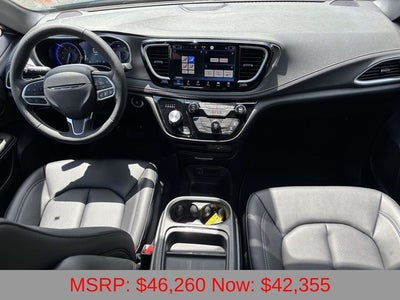 2027 Chrysler Pacifica PACIFICA SELECT