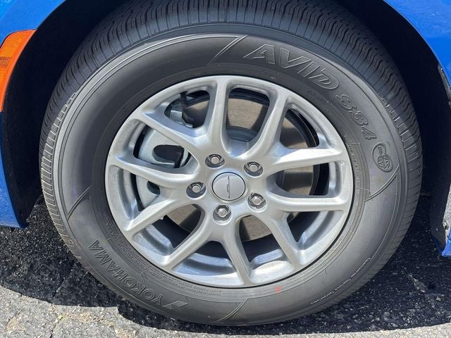 2027 Chrysler Pacifica PACIFICA SELECT