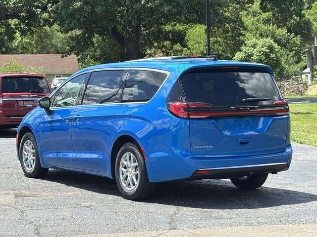 2027 Chrysler Pacifica PACIFICA SELECT