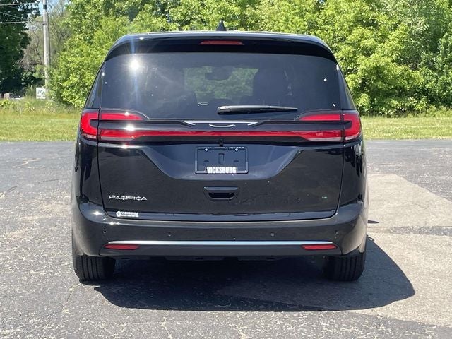 2027 Chrysler Pacifica PACIFICA SELECT