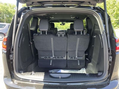 2027 Chrysler Pacifica PACIFICA SELECT