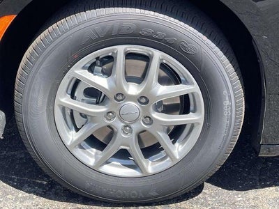2027 Chrysler Pacifica PACIFICA SELECT