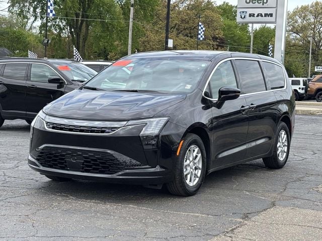 2027 Chrysler Pacifica PACIFICA SELECT