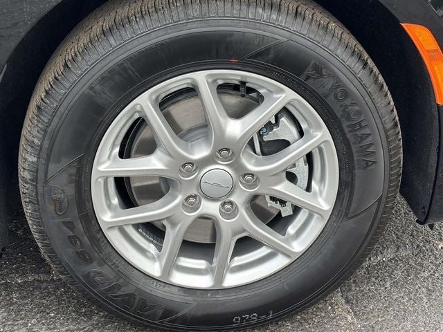 2027 Chrysler Pacifica PACIFICA SELECT