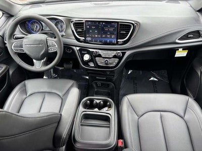 2027 Chrysler Pacifica PACIFICA SELECT