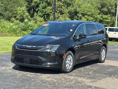 2027 Chrysler Pacifica PACIFICA SELECT