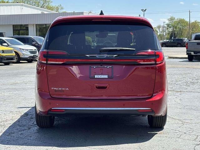 2027 Chrysler Pacifica PACIFICA SELECT
