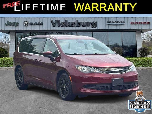 2023 Chrysler Voyager LX