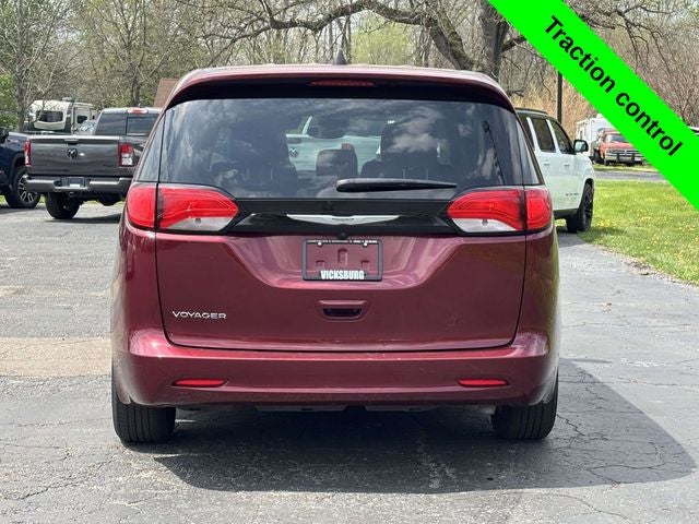 2023 Chrysler Voyager LX