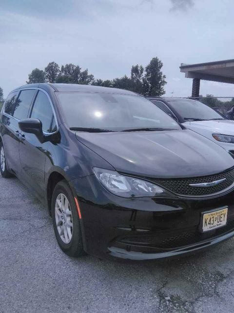 2024 Chrysler Voyager LX