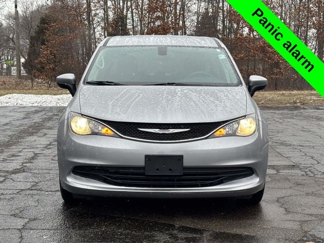 2020 Chrysler Voyager LX