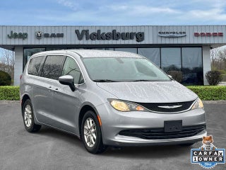 2020 Chrysler Voyager LX