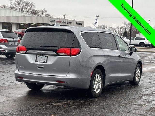 2020 Chrysler Voyager LX