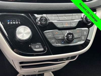 2020 Chrysler Pacifica Touring