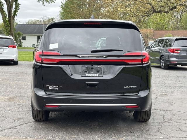 2027 Chrysler Pacifica PACIFICA LIMITED