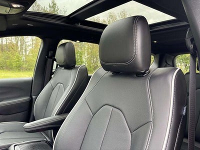 2027 Chrysler Pacifica PACIFICA LIMITED