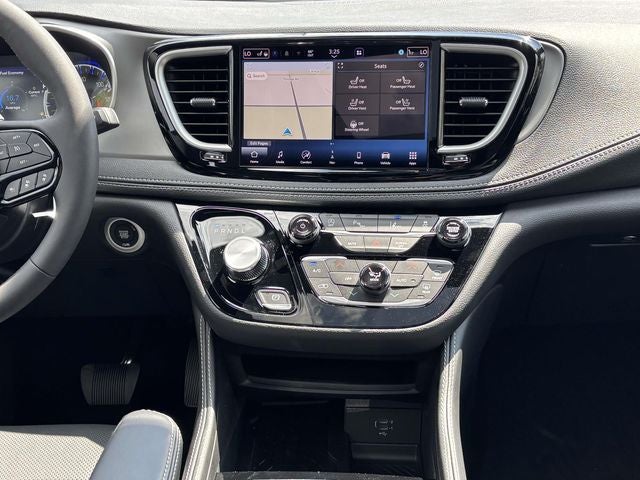 2027 Chrysler Pacifica PACIFICA LIMITED