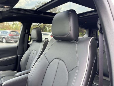 2027 Chrysler Pacifica PACIFICA LIMITED