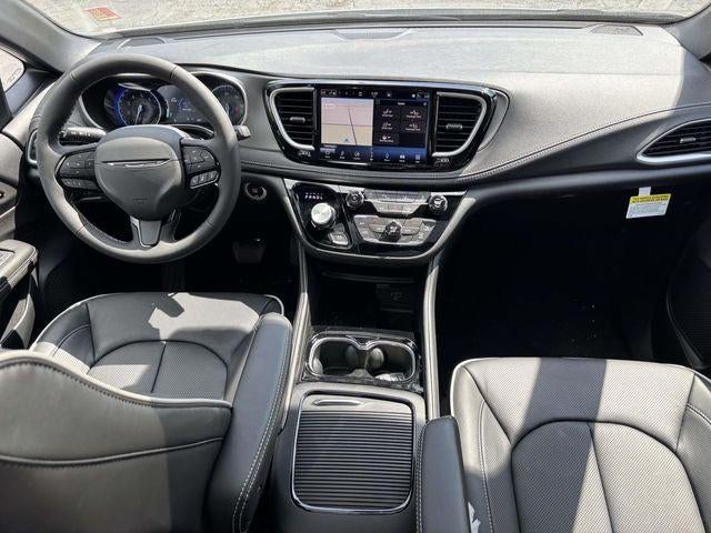 2027 Chrysler Pacifica PACIFICA LIMITED