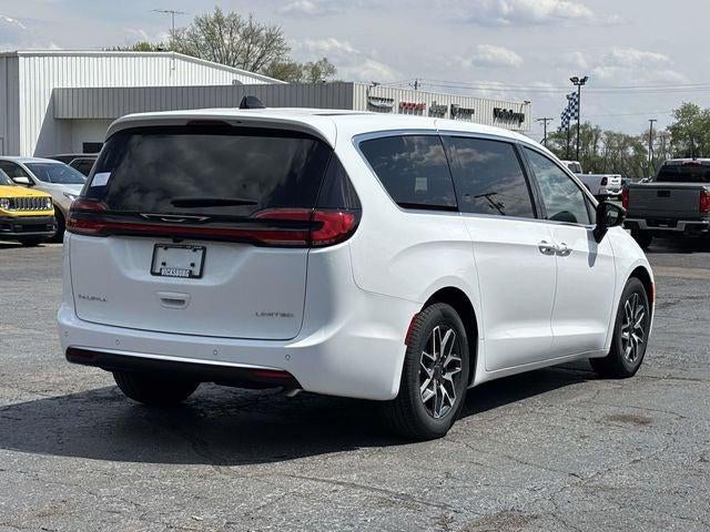 2027 Chrysler Pacifica PACIFICA LIMITED