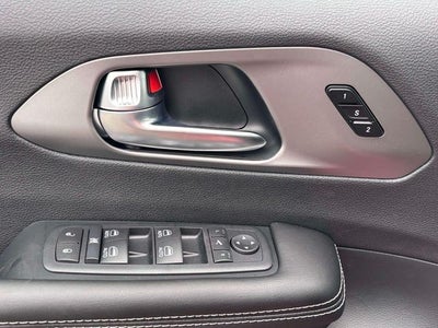 2027 Chrysler Pacifica PACIFICA LIMITED