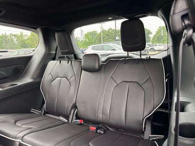2027 Chrysler Pacifica PACIFICA LIMITED