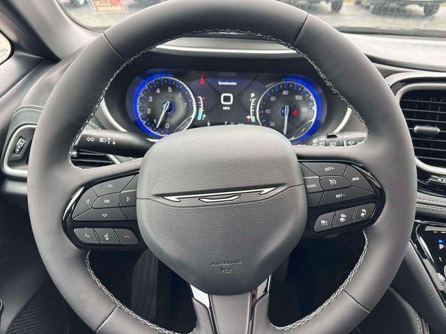 2027 Chrysler Pacifica PACIFICA LIMITED