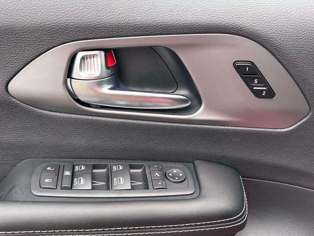 2027 Chrysler Pacifica PACIFICA LIMITED