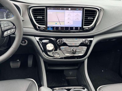 2027 Chrysler Pacifica PACIFICA LIMITED