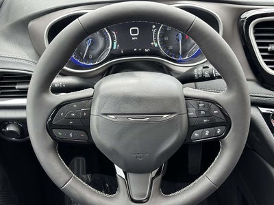 2027 Chrysler Pacifica PACIFICA LIMITED