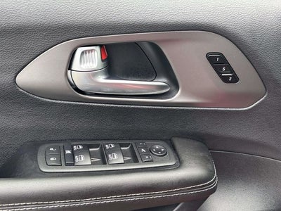 2027 Chrysler Pacifica PACIFICA LIMITED