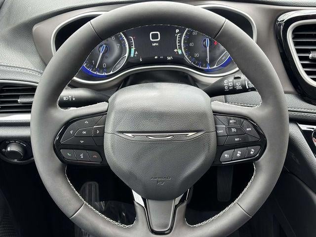 2027 Chrysler Pacifica PACIFICA LIMITED