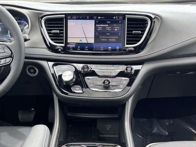 2027 Chrysler Pacifica PACIFICA LIMITED