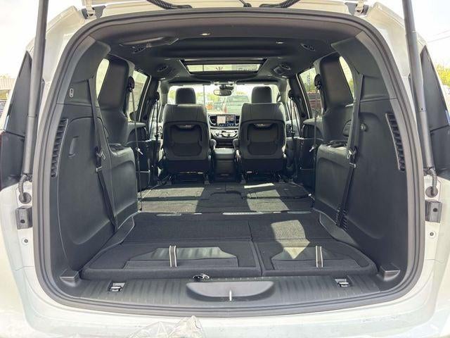 2027 Chrysler Pacifica PACIFICA LIMITED