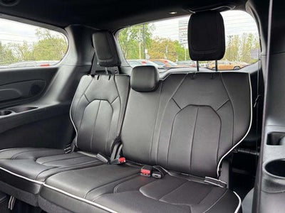 2027 Chrysler Pacifica PACIFICA LIMITED