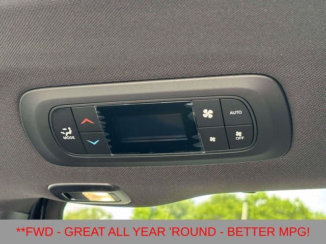 2027 Chrysler Pacifica PACIFICA LIMITED