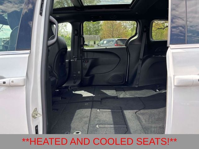 2027 Chrysler Pacifica PACIFICA LIMITED