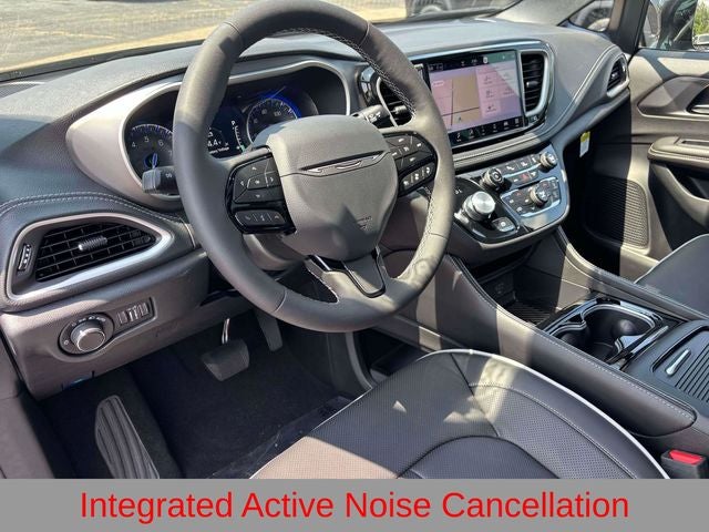 2027 Chrysler Pacifica PACIFICA LIMITED