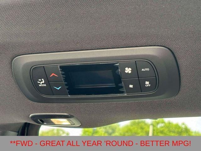 2027 Chrysler Pacifica PACIFICA LIMITED