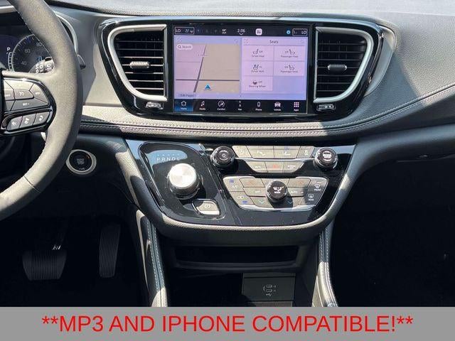 2027 Chrysler Pacifica PACIFICA LIMITED