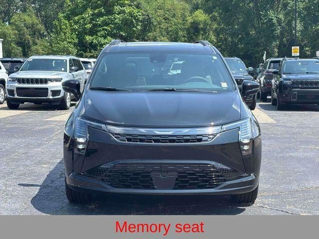 2027 Chrysler Pacifica PACIFICA LIMITED