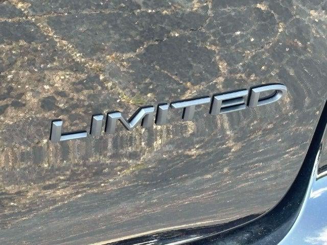 2027 Chrysler Pacifica PACIFICA LIMITED