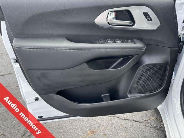 2026 Chrysler Pacifica PACIFICA LIMITED