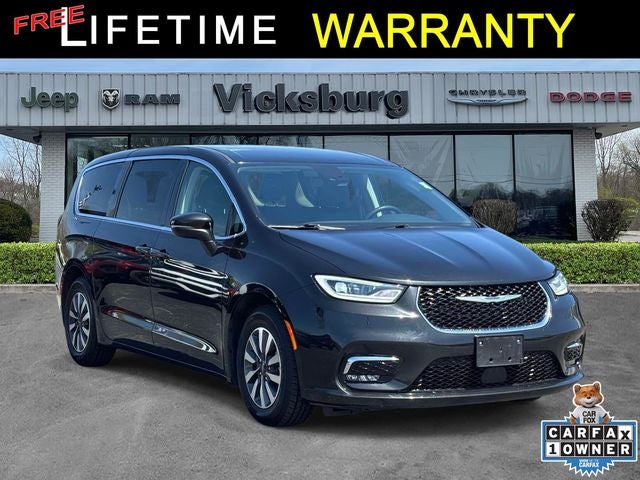 2023 Chrysler Pacifica Hybrid Touring L